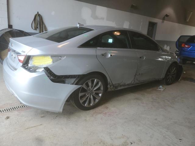 Image 3 of 2012 HYUNDAI SONATA SE 2012 with VIN 5NPEC4AB7CH450420