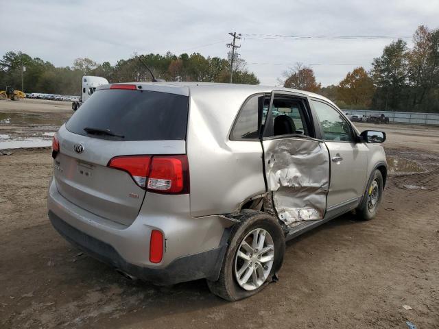 Image 3 of 2014 KIA SORENTO LX 2014 with VIN 5XYKT4A69EG428970