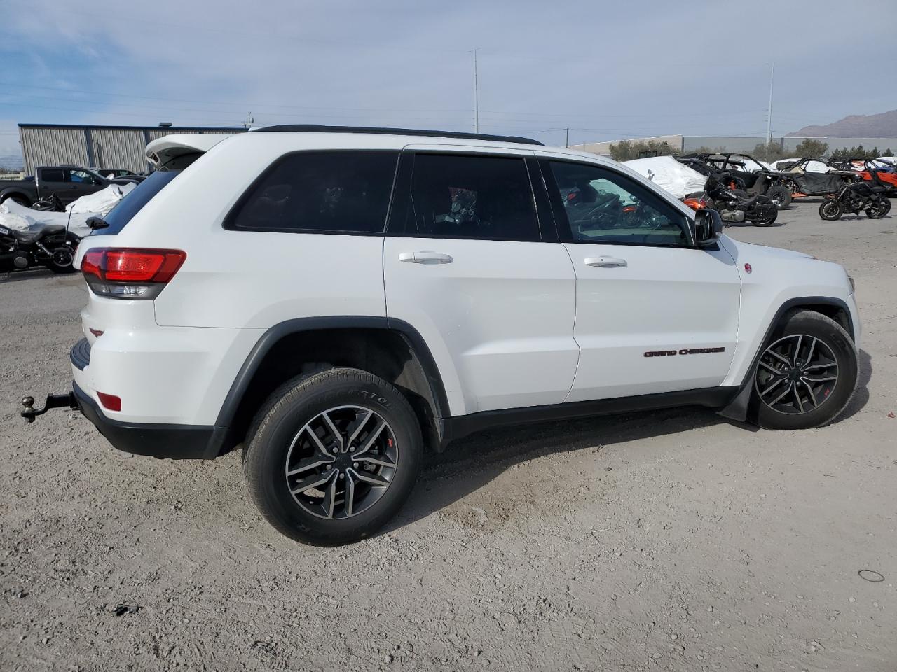 Изображение 3 2019 JEEP GRAND CHEROKEE TRAILHAWK 2019 с VIN 1C4RJFLT5KC625606