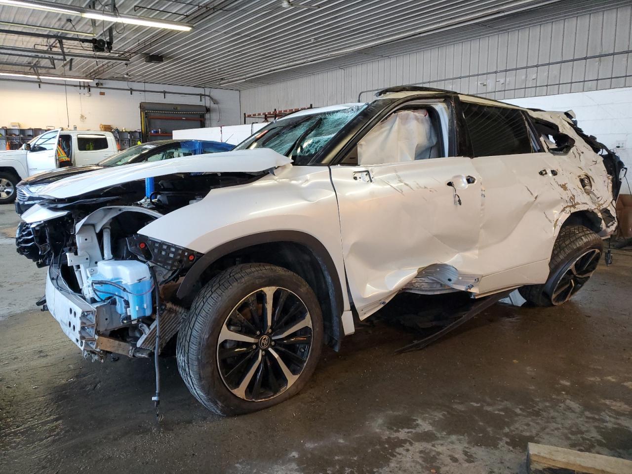2022 TOYOTA HIGHLANDER XSE 2022 image