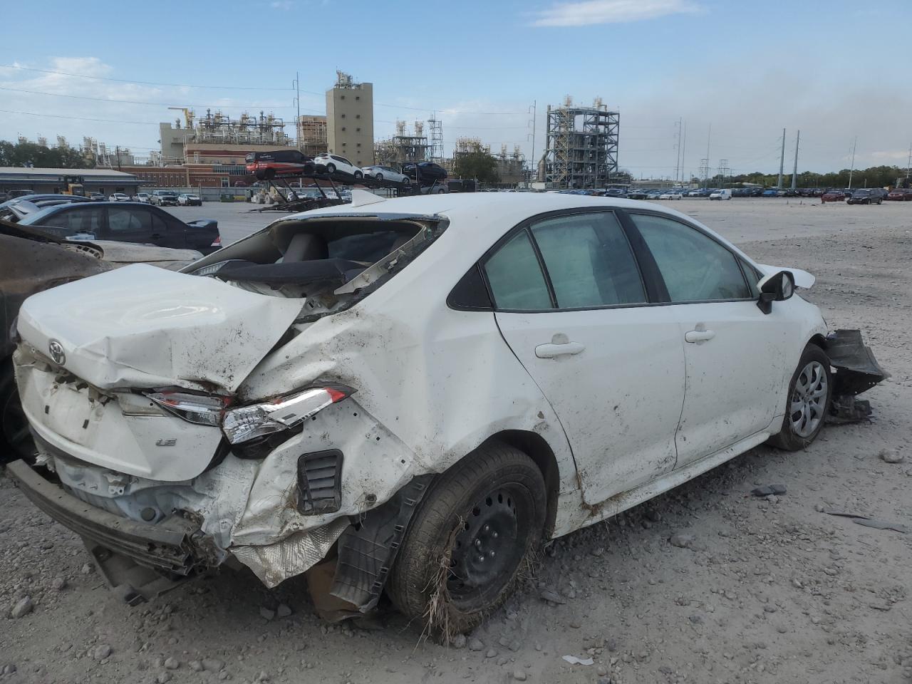 Obraz 3 z 2020 TOYOTA COROLLA LE 2020 z VIN JTDEPRAE1LJ095456