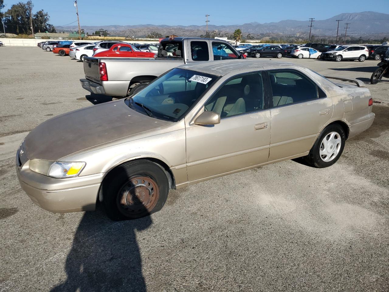 Изображение 1 1998 TOYOTA CAMRY CE 1998 с VIN 4T1BF22K7WU040672