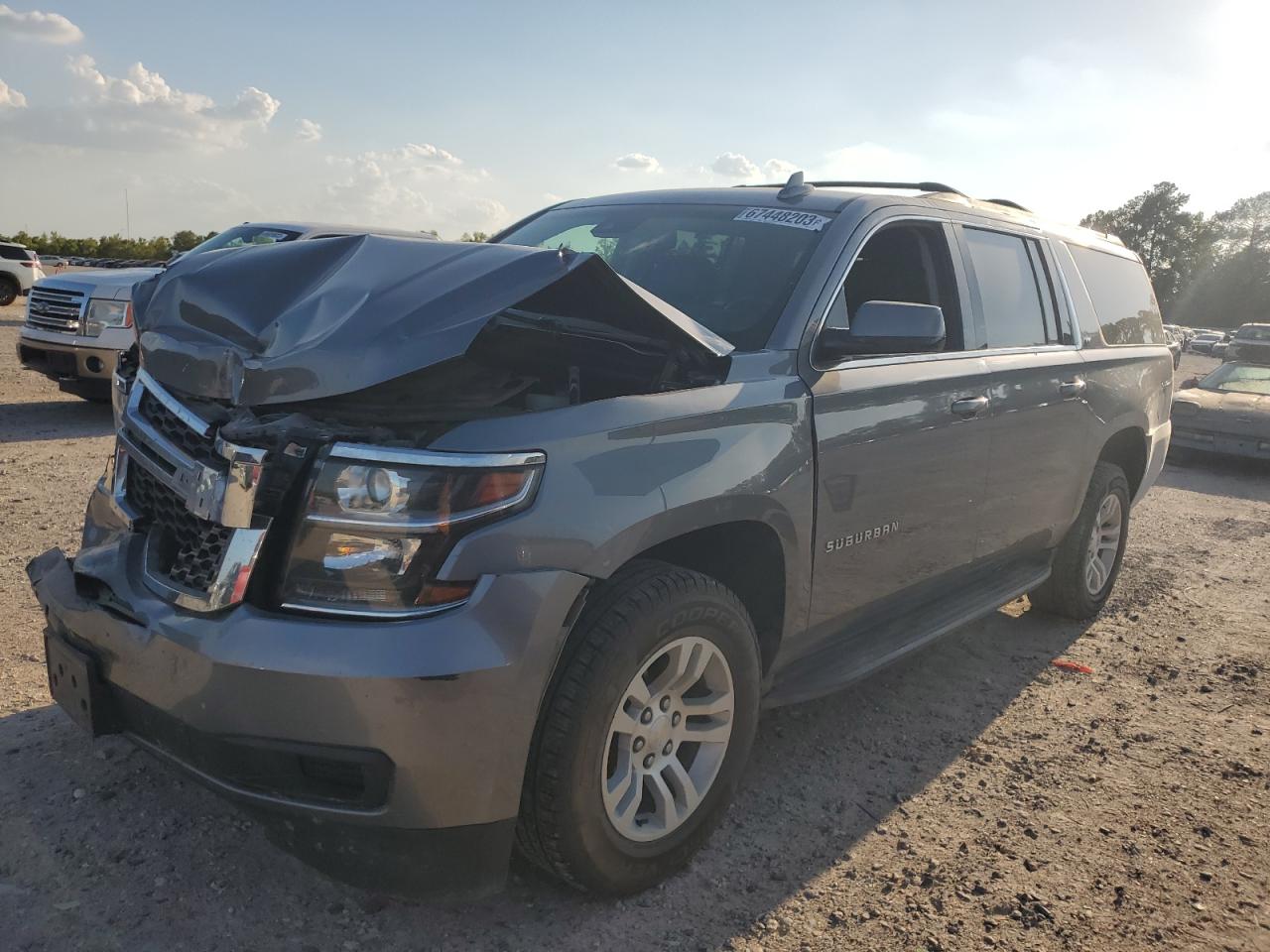 Image 1 of 2019 CHEVROLET SUBURBAN K1500 LT 2019 with VIN 1GNSKHKC5KR345717
