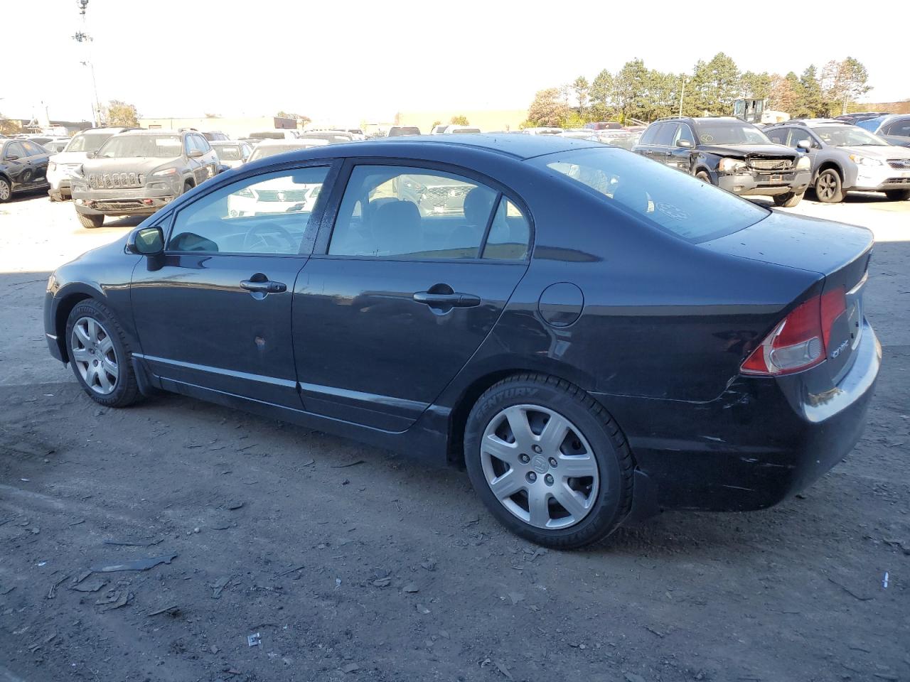 Изображение 2 2010 HONDA CIVIC LX 2010 с VIN 19XFA1F58AE006332
