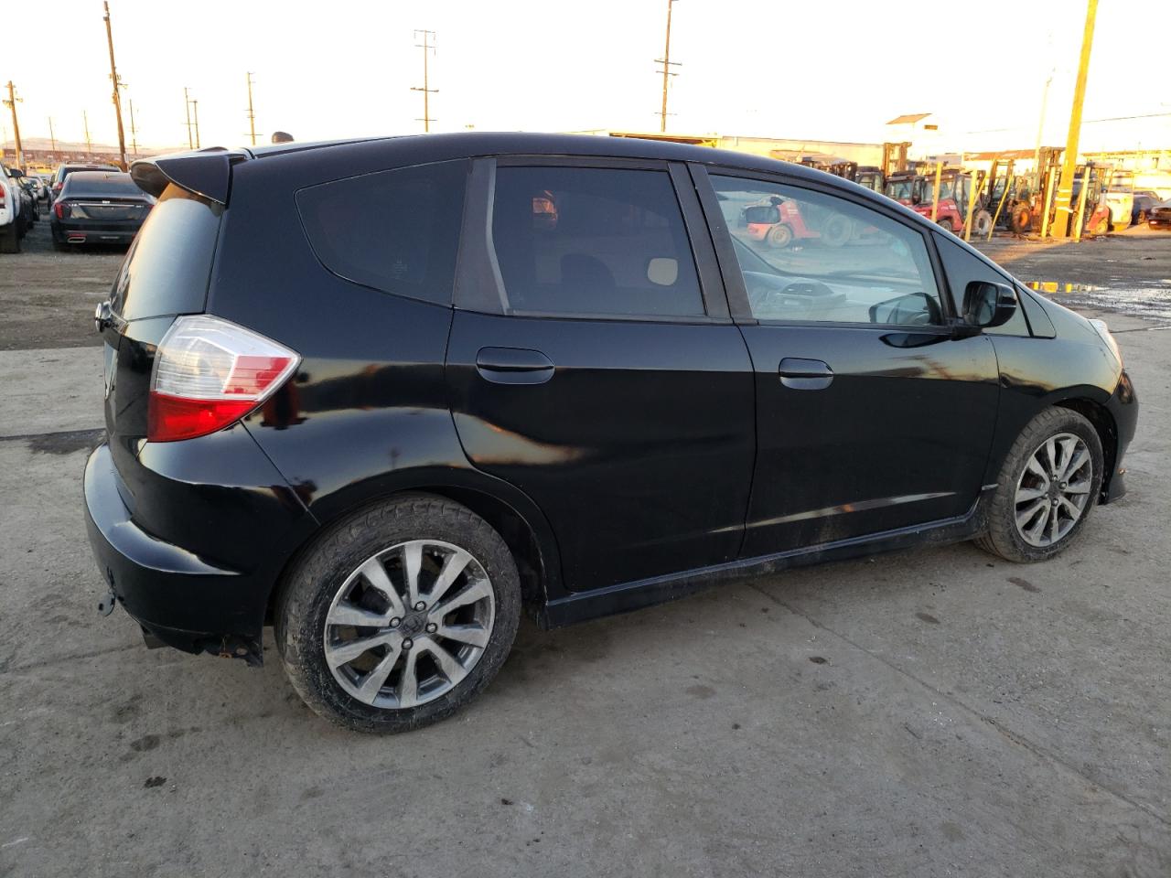 Image 3 of 2012 HONDA FIT SPORT 2012 with VIN JHMGE8H53CC040413