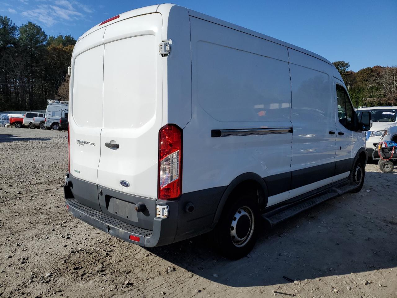 Obraz 3 z 2017 FORD TRANSIT T-250 2017 z VIN 1FTYR2DG9HKB18754