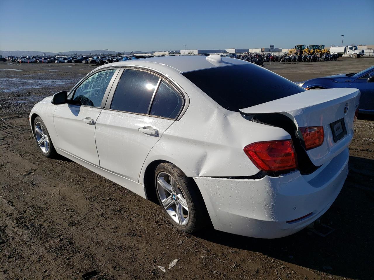 Obraz 2 z 2014 BMW 328 I SULEV 2014 z VIN WBA3C1C59EK114508