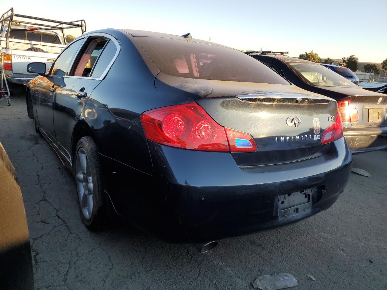 Image 2 of 2007 INFINITI G35  2007 with VIN JNKBV61E27M729867