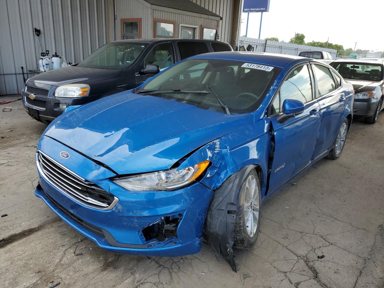 Image 1 of 2019 FORD FUSION SE 2019 with VIN 3FA6P0LU8KR131433