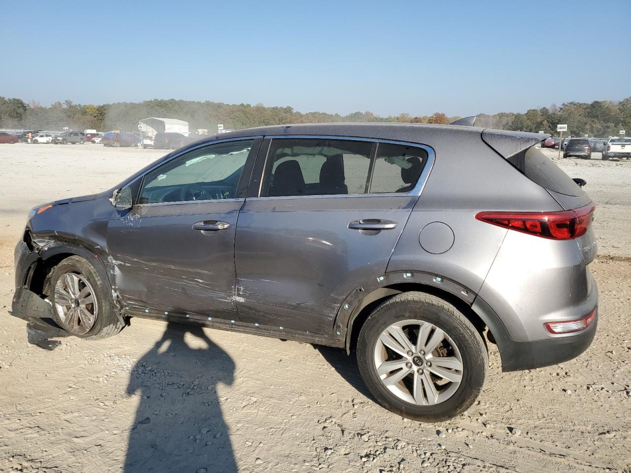 Image 2 of 2017 KIA SPORTAGE LX 2017 with VIN KNDPM3AC6H7242520