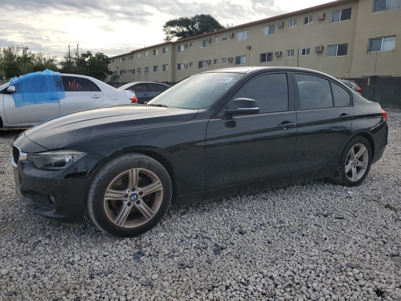 Изображение 1 2015 BMW 320 I 2015 с VIN WBA3B1C59F5A05620