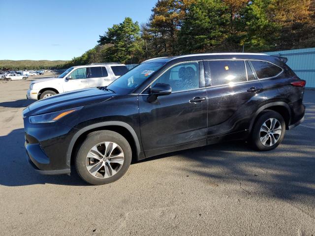 Obraz 1 z 2021 TOYOTA HIGHLANDER XLE 2021 z VIN 5TDGZRAH7MS065900