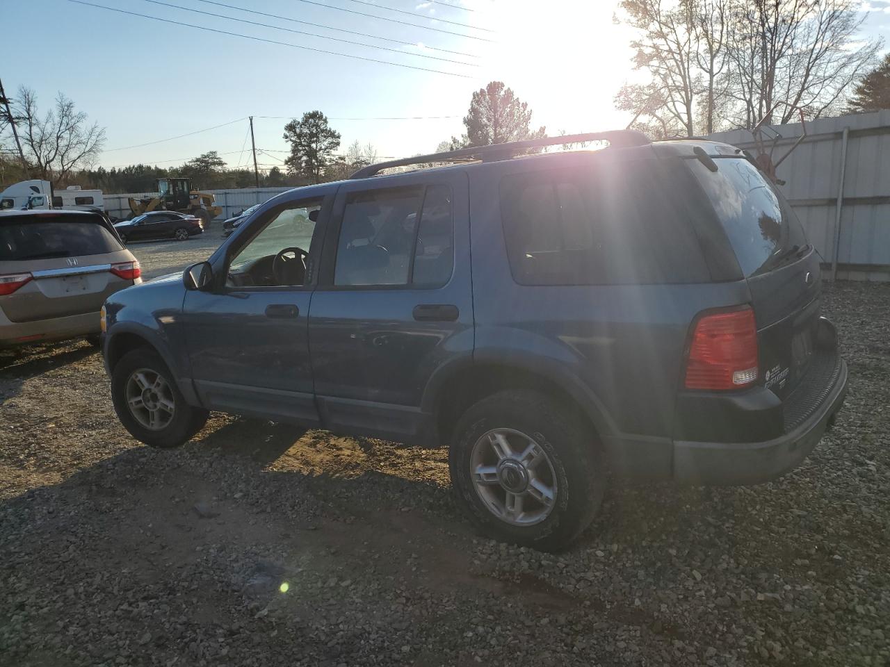 Изображение 2 2003 FORD EXPLORER XLT 2003 с VIN 1FMZU63K83ZA60213