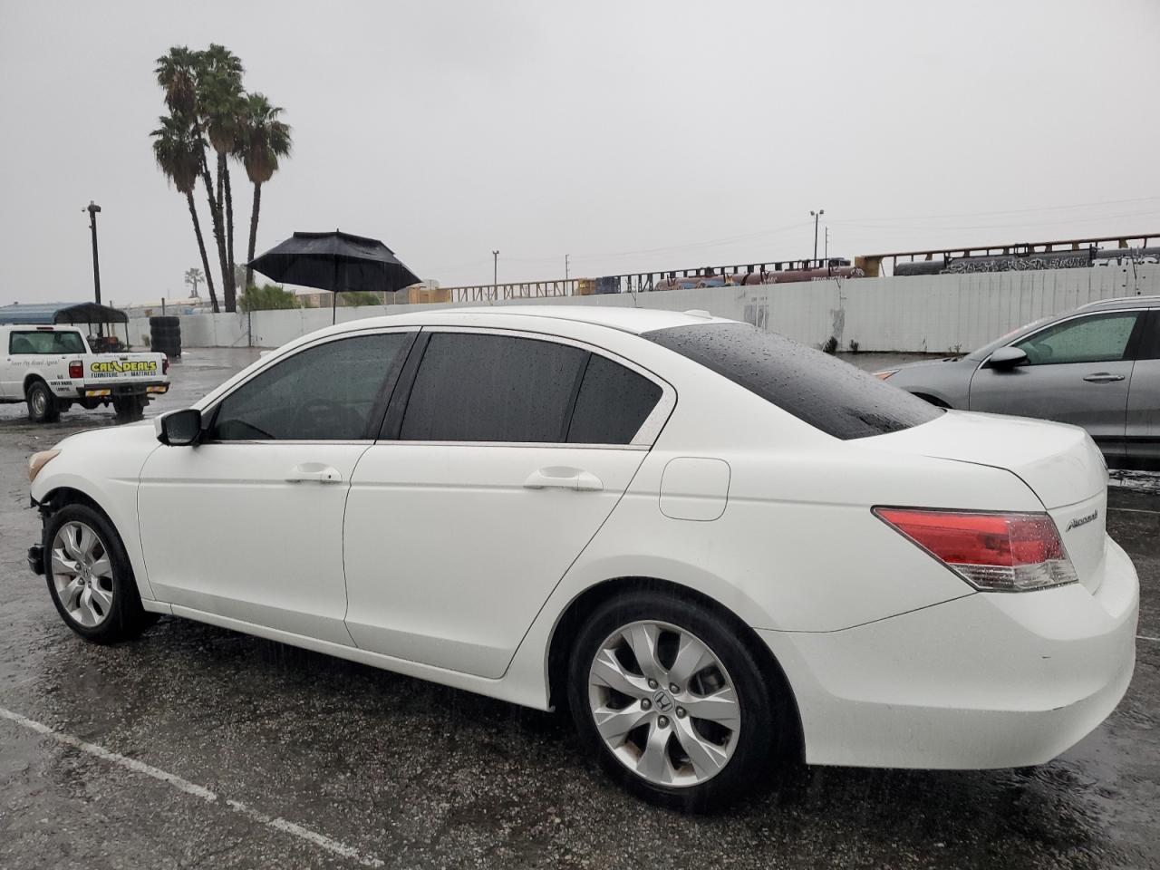 Image 2 of 2008 HONDA ACCORD EXL 2008 with VIN JHMCP26878C014620