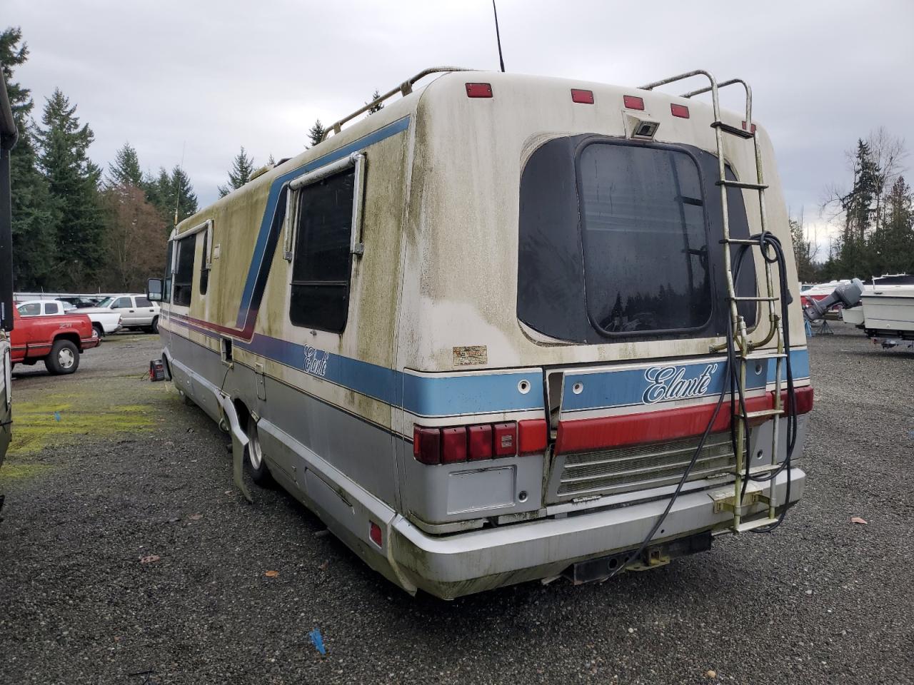 Изображение 3 1992 CHEVROLET P30  1992 с VIN 1GBKP37N7M3316558