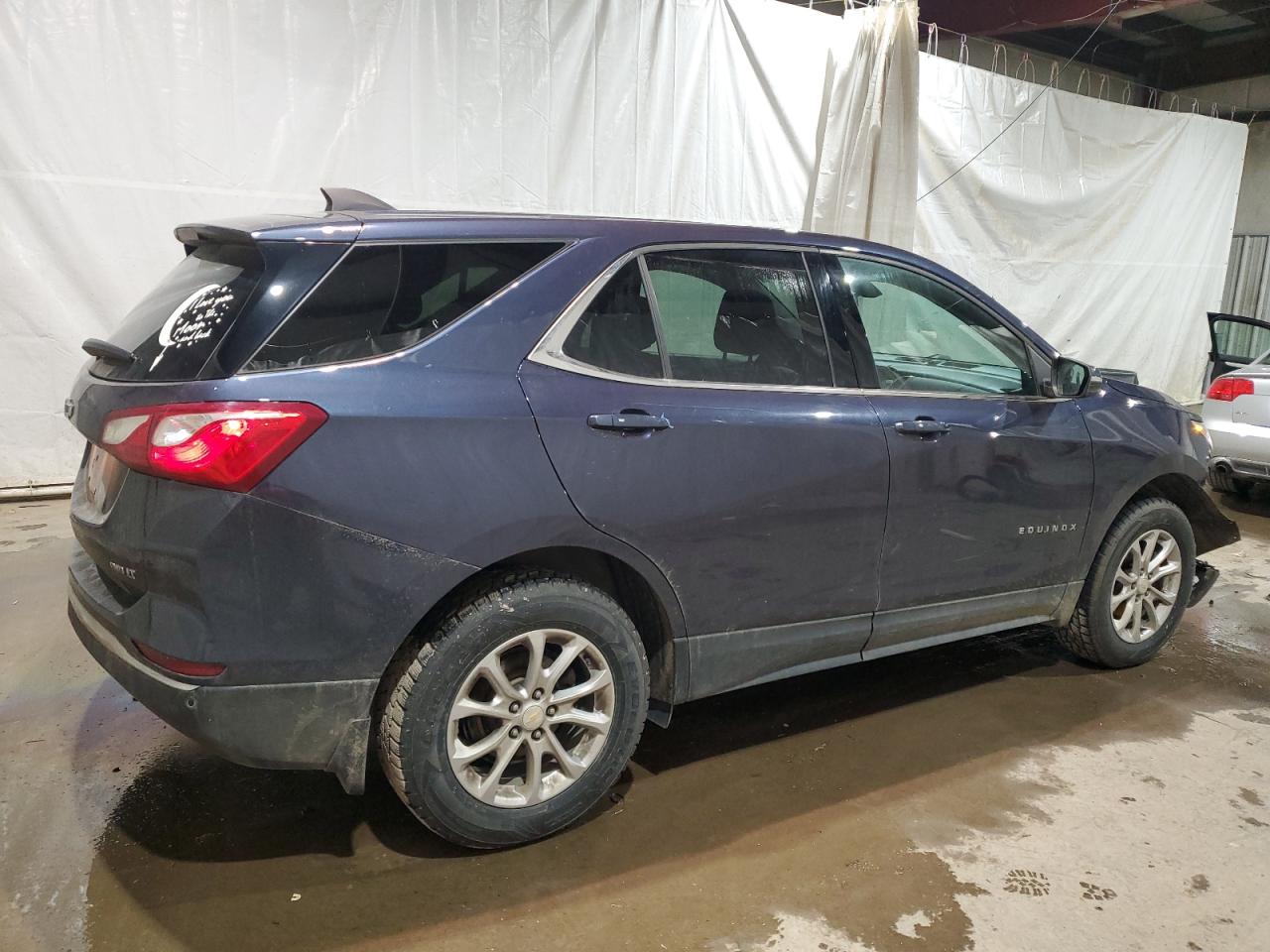 Image 3 of 2019 CHEVROLET EQUINOX LT 2019 with VIN 3GNAXUEV3KL287987