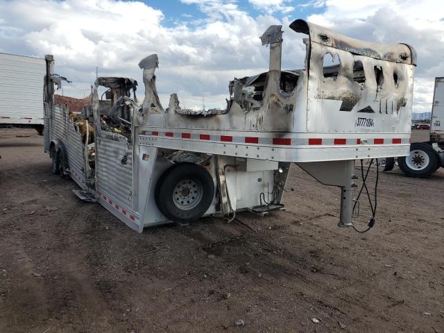 Image 1 of 2000 OTHR HORSE TRLR 2000 with VIN 4FKWG2426Y0015904