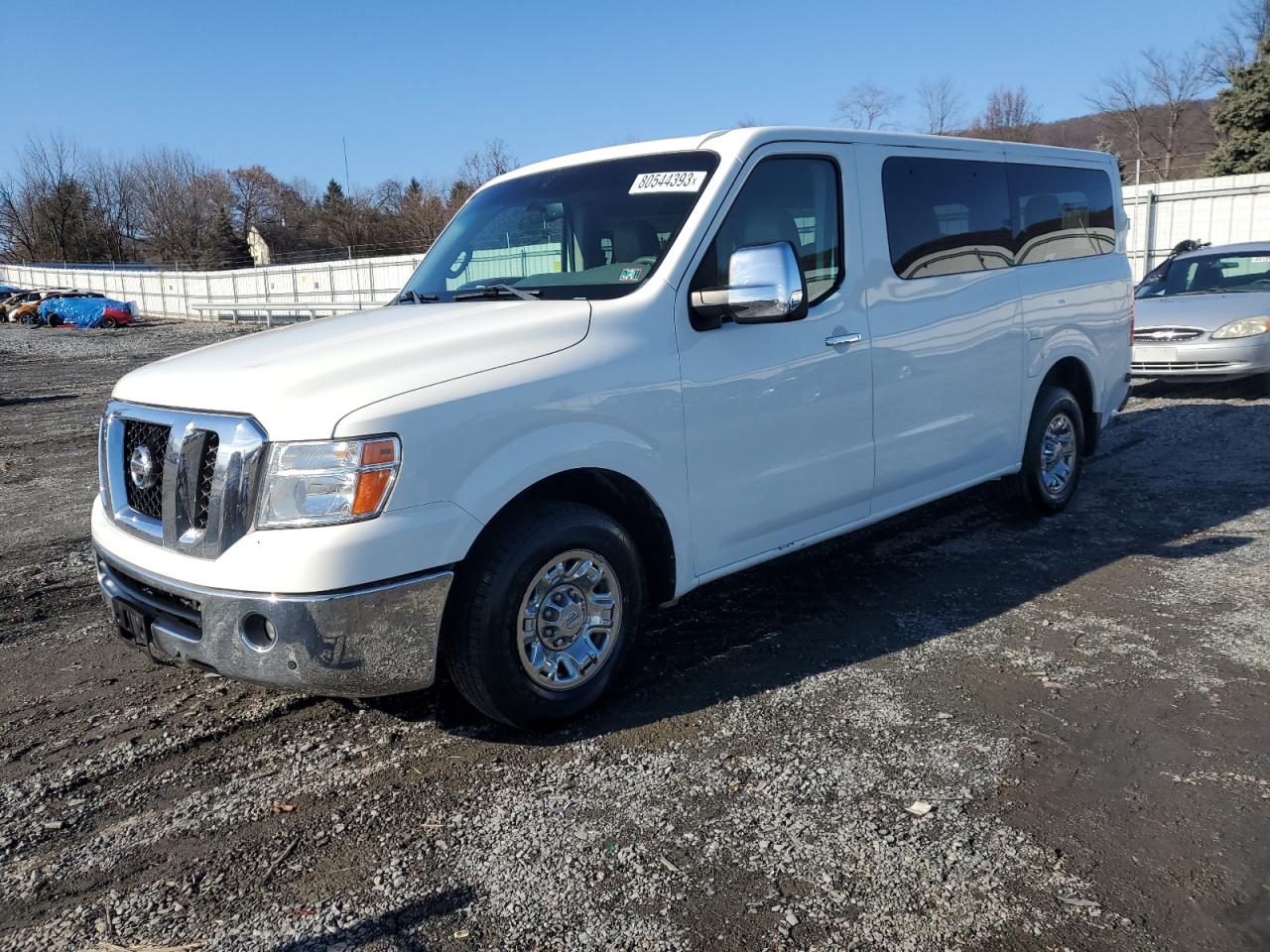 Изображение 2012 NISSAN NV 3500 S 2012