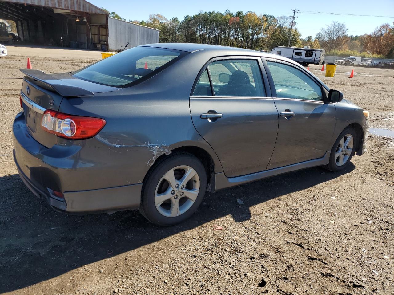 Obraz 3 z 2011 TOYOTA COROLLA BASE 2011 z VIN 2T1BU4EE1BC710719