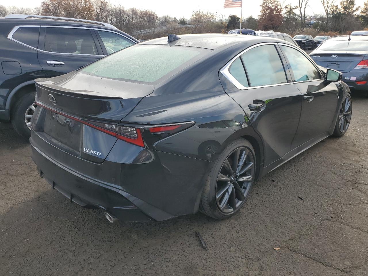 Obraz 3 z 2023 LEXUS IS 350 F SPORT DESIGN 2023 z VIN JTHGZ1B27P5066467
