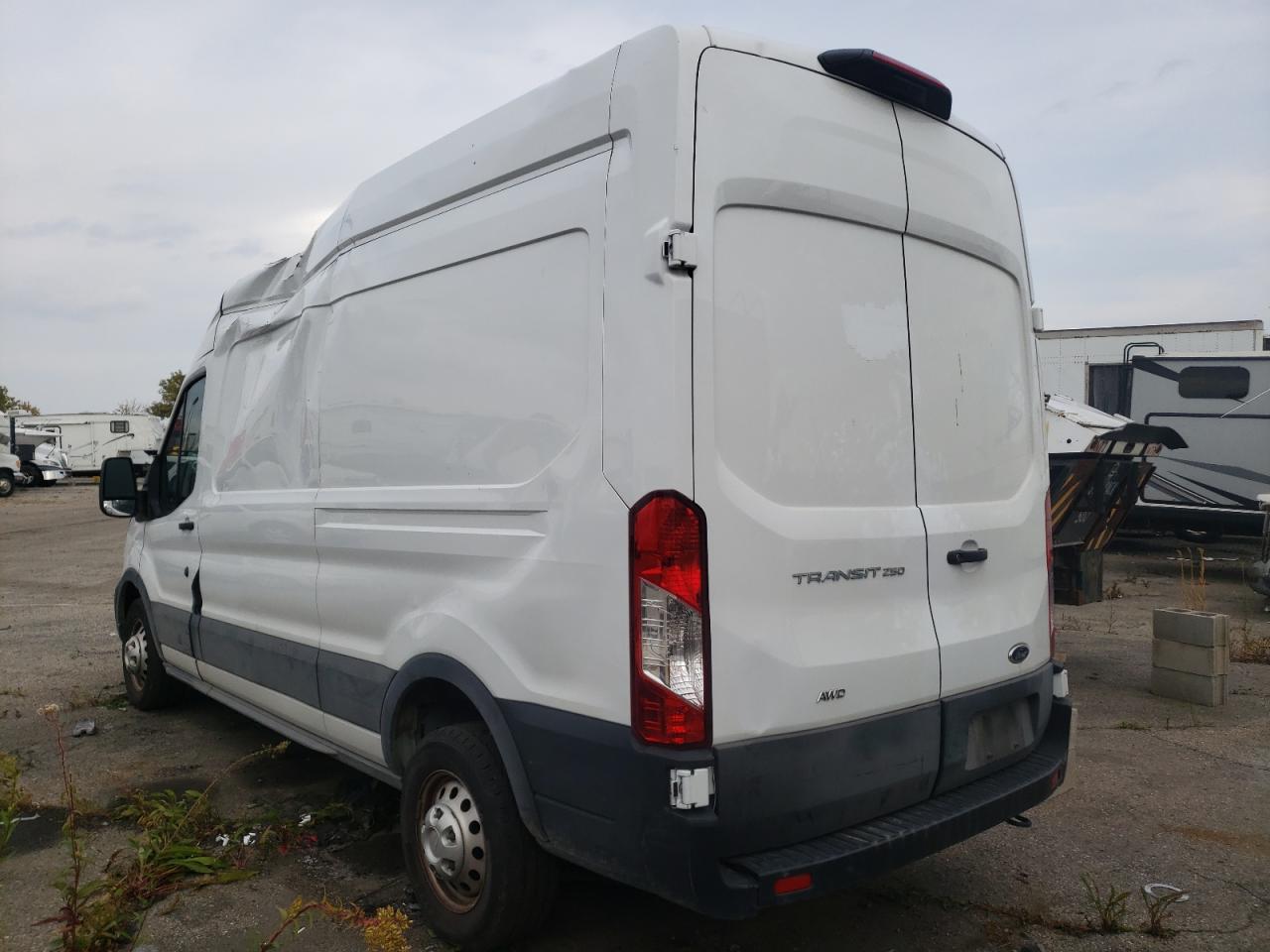 Image 3 of 2022 FORD TRANSIT T-250 2022 with VIN 1FTBR2X88NKA81167