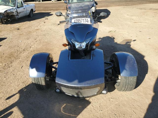 Obraz 2 z 2015 HONDA CTX700 D 2015 z VIN JH2RC6941FK100345