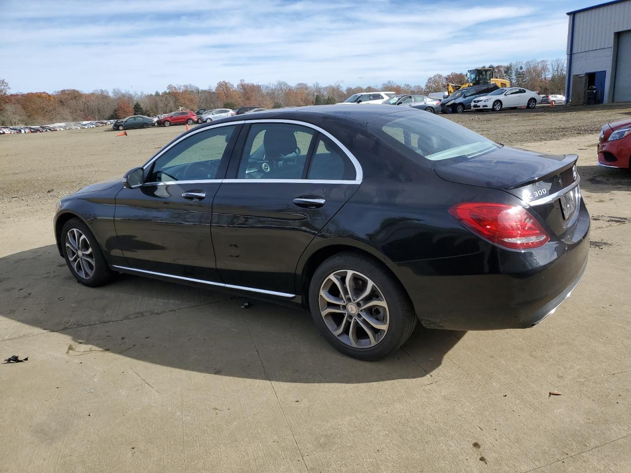 Obraz 2 z 2017 MERCEDES-BENZ C 300 4MATIC 2017 z VIN 55SWF4KB8HU208282