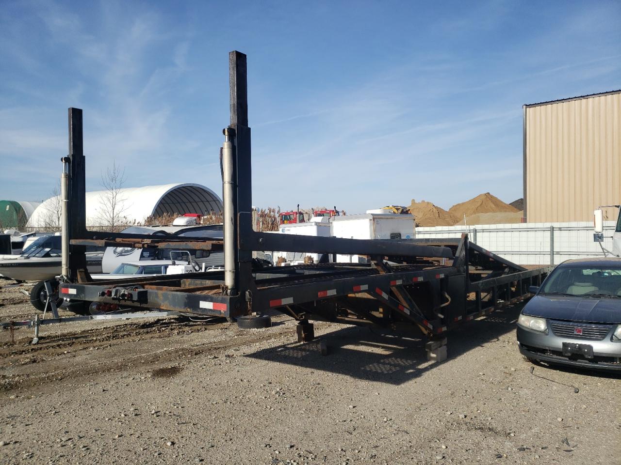 Image 2 of 2011 SUNC TRAILER 2011 with VIN 4S9CD5310BP133067