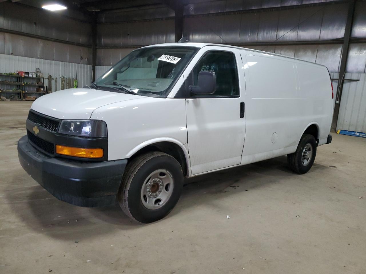 Изображение 2021 CHEVROLET EXPRESS G2500  2021