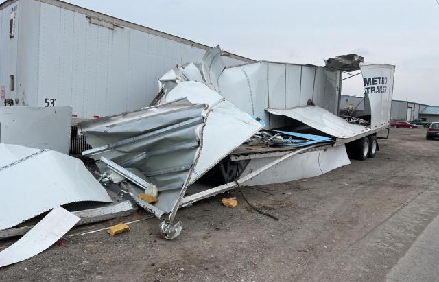 Image 2 of 2024 WABASH TRA/REM 2024 with VIN 1JJV532D1RL373494