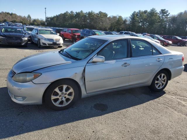 Image 1 of 2005 TOYOTA CAMRY LE 2005 with VIN 4T1BF30K35U106710