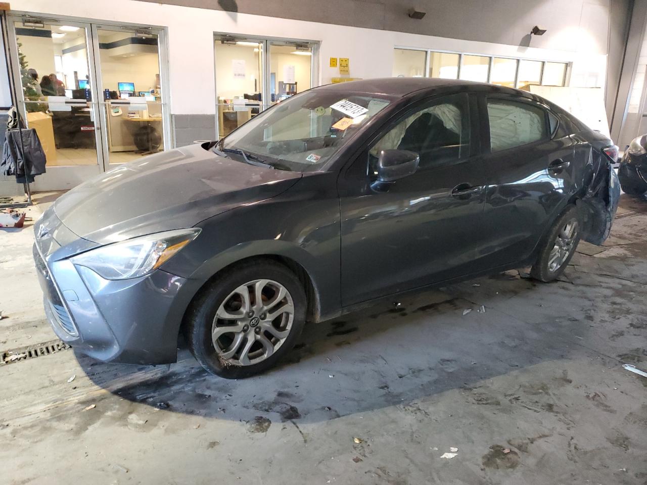 Изображение 2017 TOYOTA YARIS IA  2017