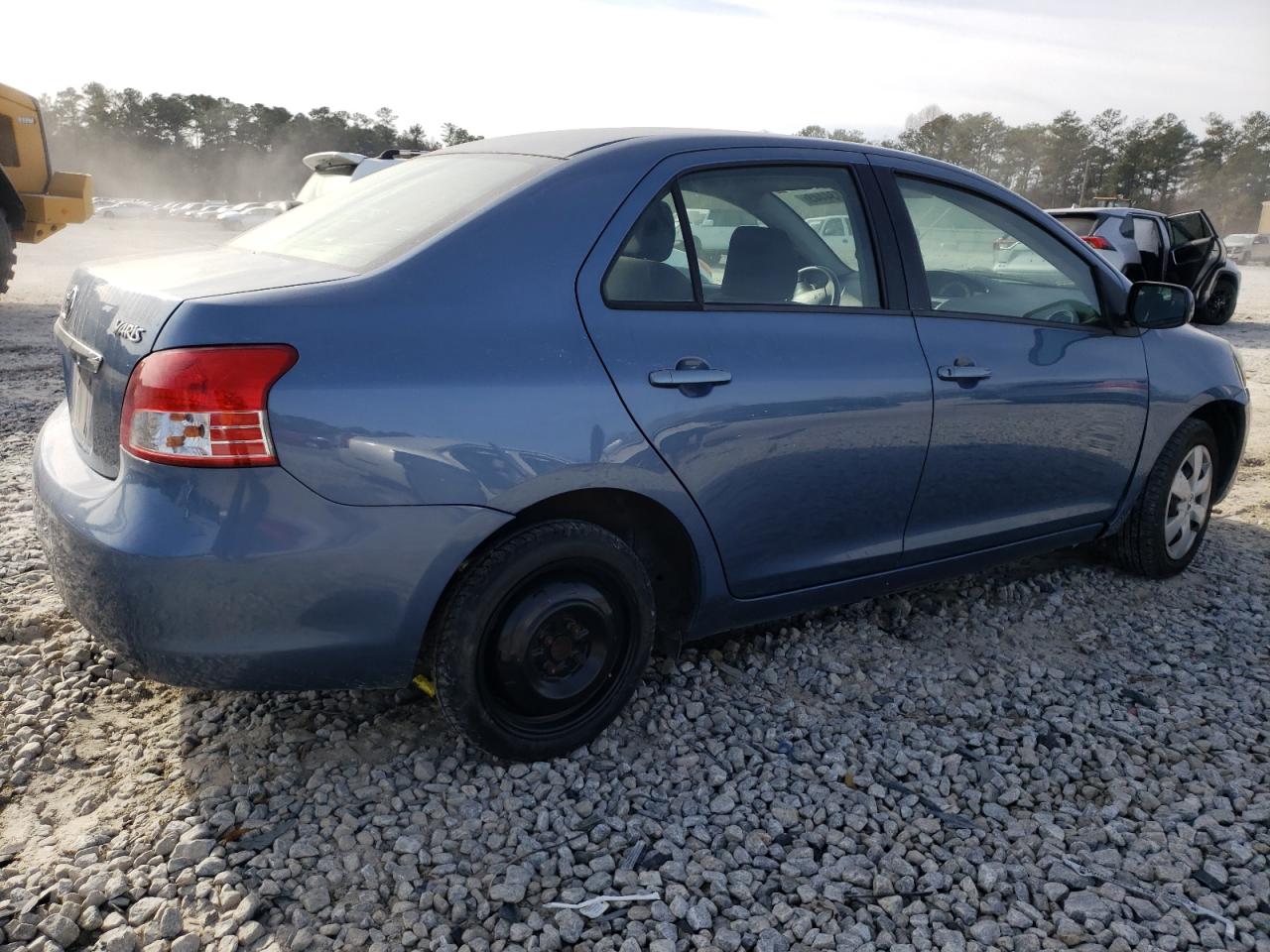 Изображение 3 2008 TOYOTA YARIS  2008 с VIN JTDBT923684040003