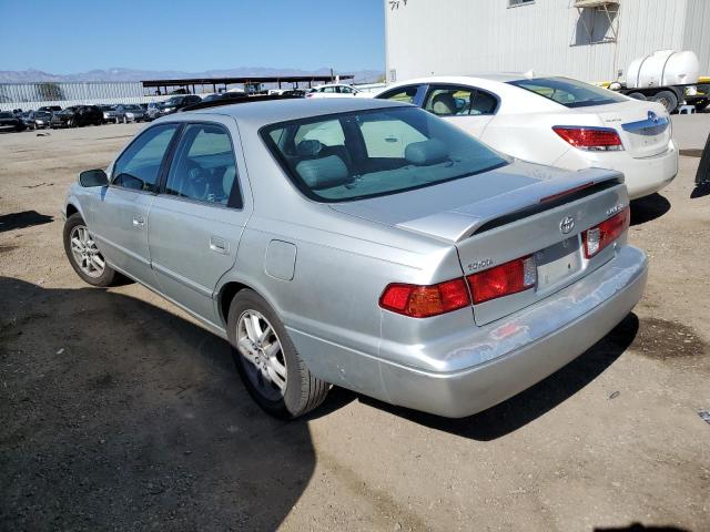 Image 2 of 2000 TOYOTA CAMRY LE 2000 with VIN 4T1BF28K8YU101859