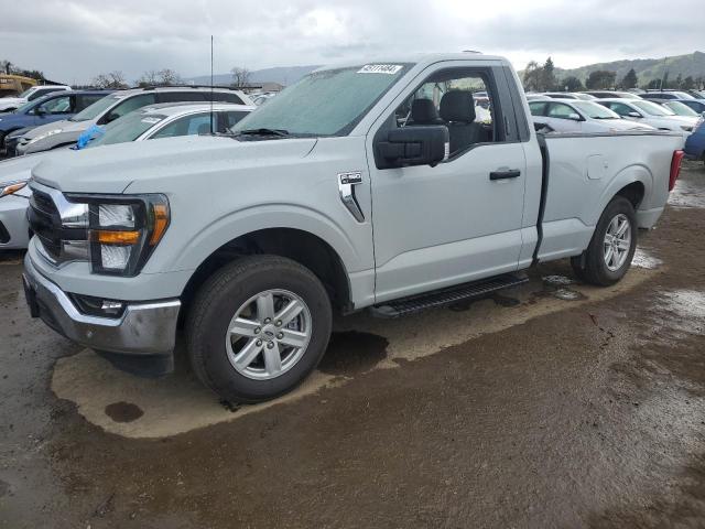 Obraz 1 z 2023 FORD F150  2023 z VIN 1FTMF1C57PKF16254