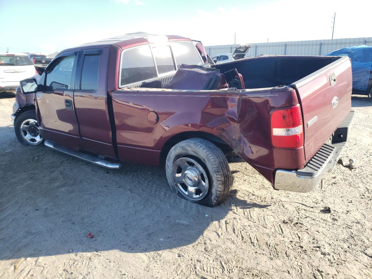Obraz 2 z 2004 FORD F150  2004 z VIN 1FTRX12W34NB38294