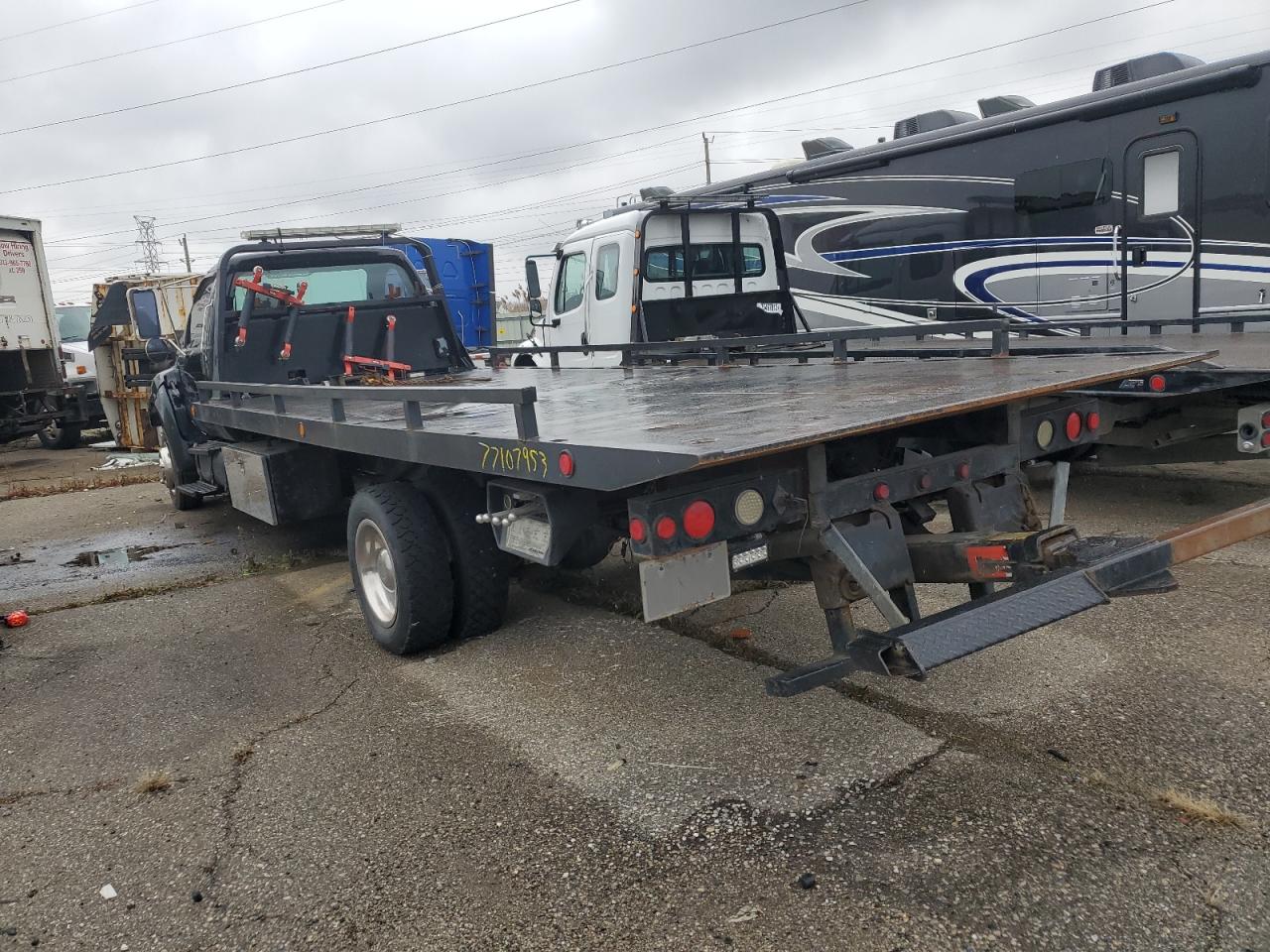 Изображение 2 2000 FORD F650 SUPER DUTY 2000 с VIN 3FDNX6550YMA59241