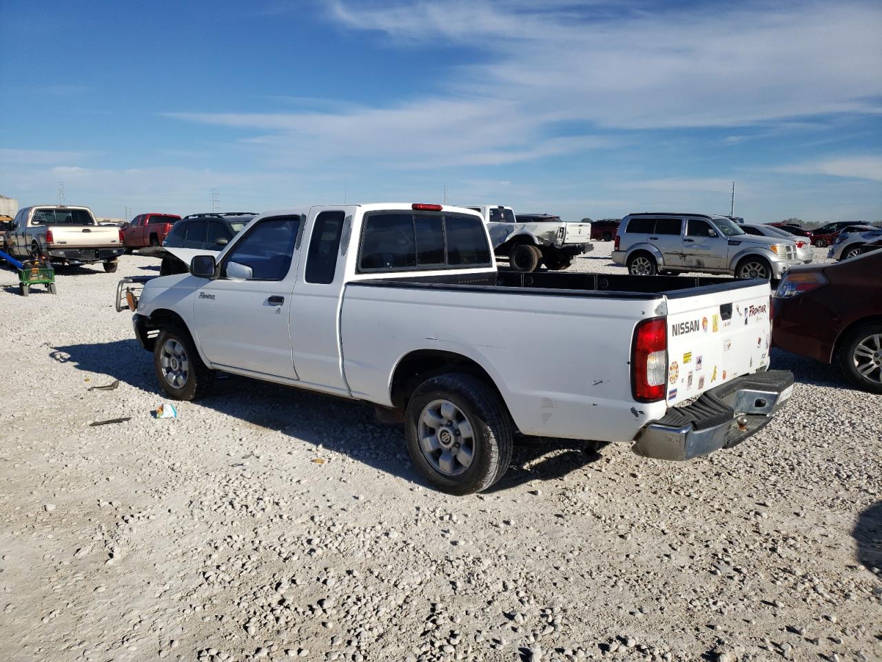 Image 2 of 1999 NISSAN FRONTIER KING CAB XE 1999 with VIN 1N6DD26S9XC312365