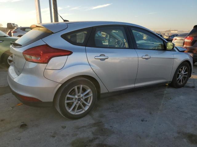 Image 3 of 2015 FORD FOCUS SE 2015 with VIN 1FADP3K2XFL301093