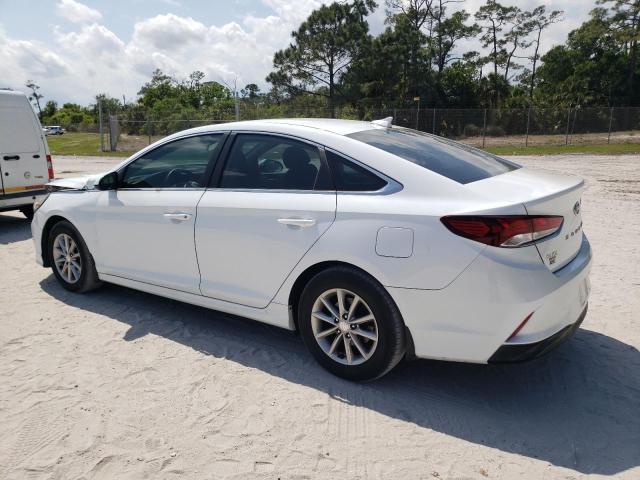 Obraz 2 z 2019 HYUNDAI SONATA SE 2019 z VIN 5NPE24AF7KH745313