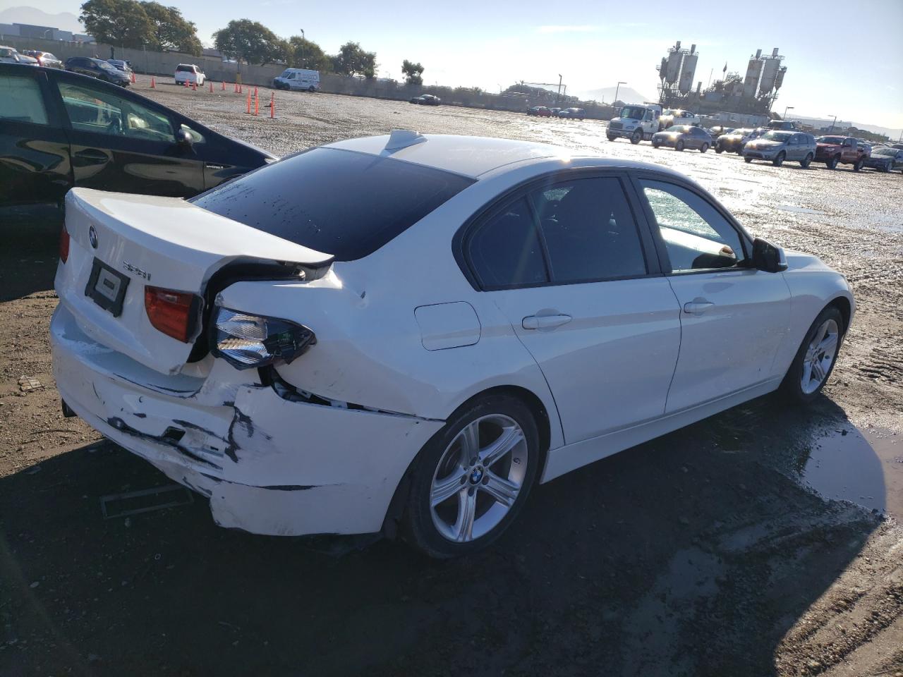 Obraz 3 z 2014 BMW 328 I SULEV 2014 z VIN WBA3C1C59EK114508