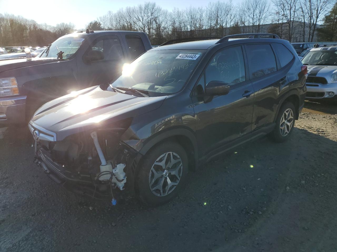 Image 1 of 2019 SUBARU FORESTER PREMIUM 2019 with VIN JF2SKAEC8KH425242