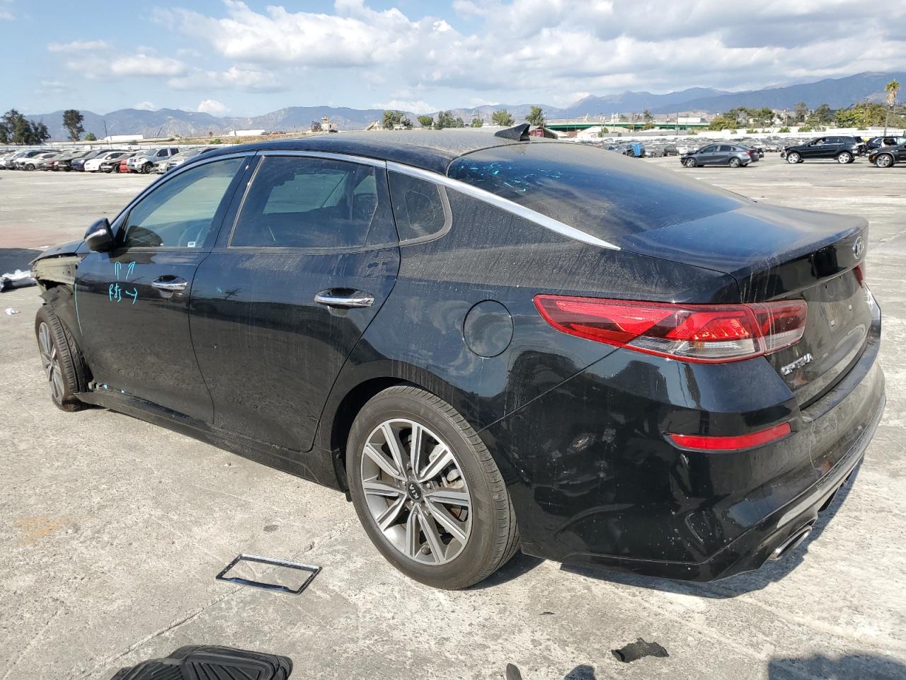 Image 2 of 2020 KIA OPTIMA EX 2020 with VIN 5XXGU4L15LG412948