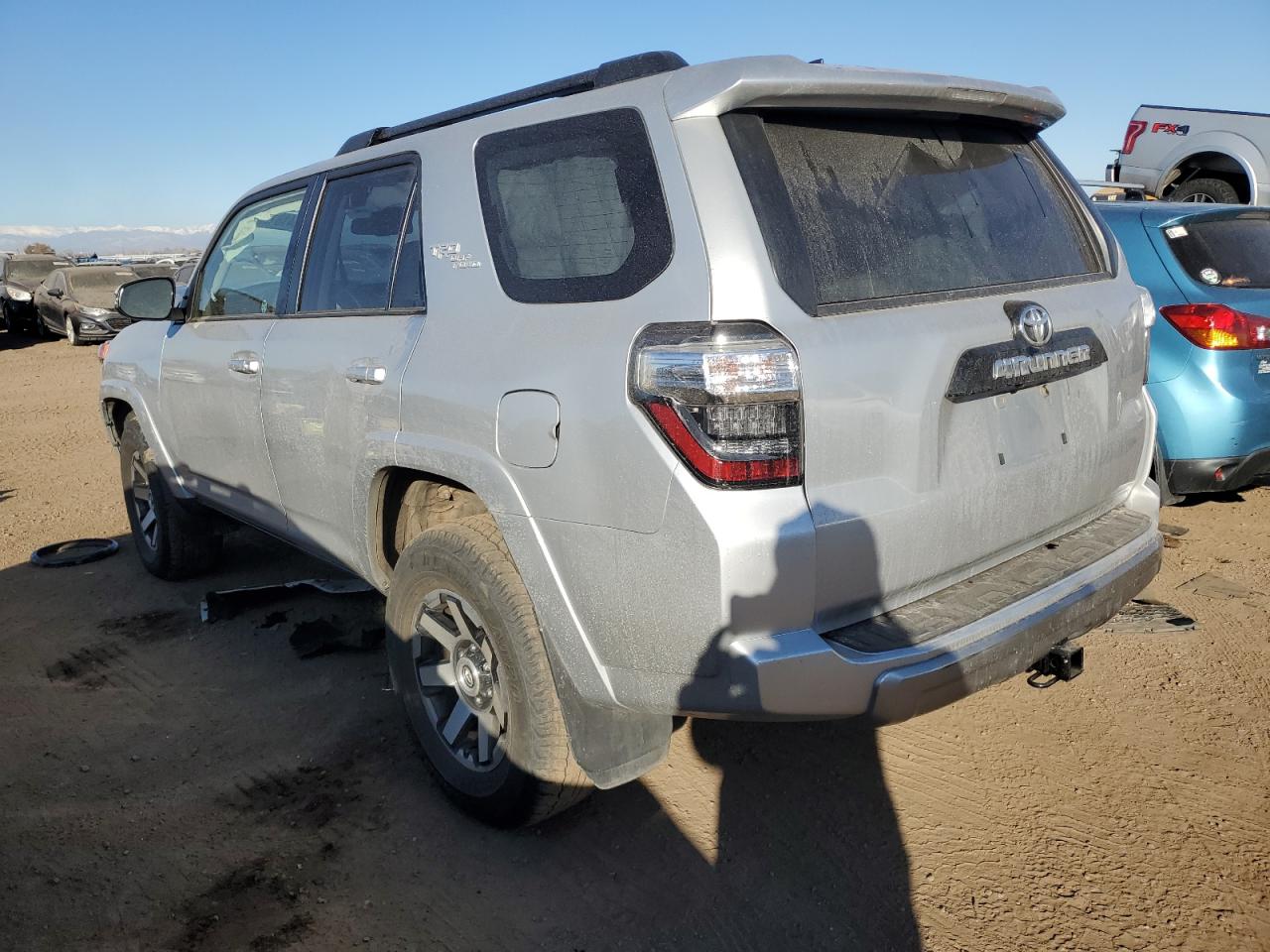 Изображение 2 2021 TOYOTA 4RUNNER SR5 PREMIUM 2021 с VIN JTERU5JR6M5851777