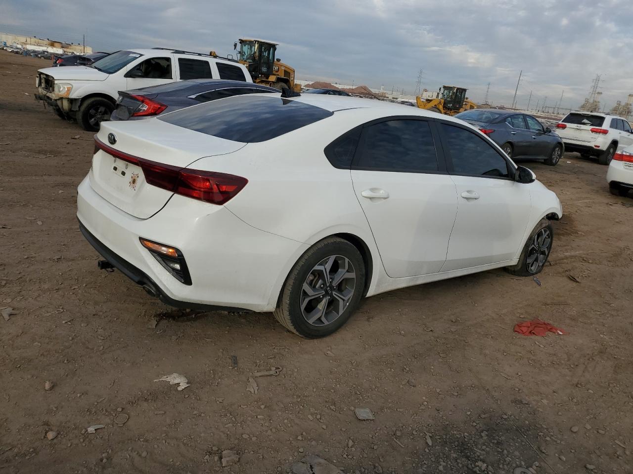 Изображение 3 2020 KIA FORTE FE 2020 с VIN 3KPF24AD3LE224646