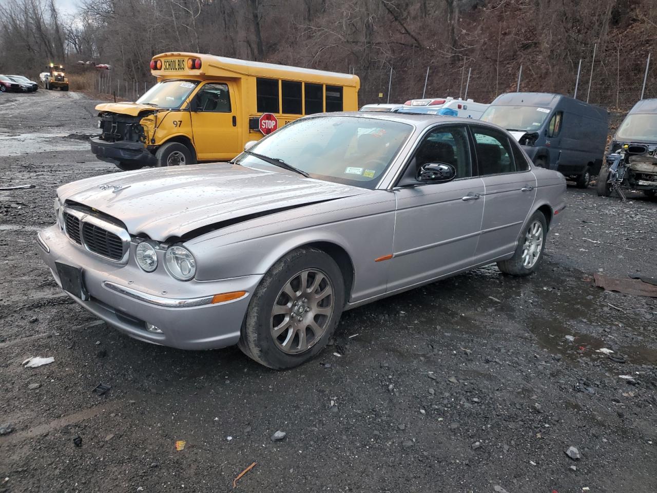 2004 JAGUAR XJ8  2004 image