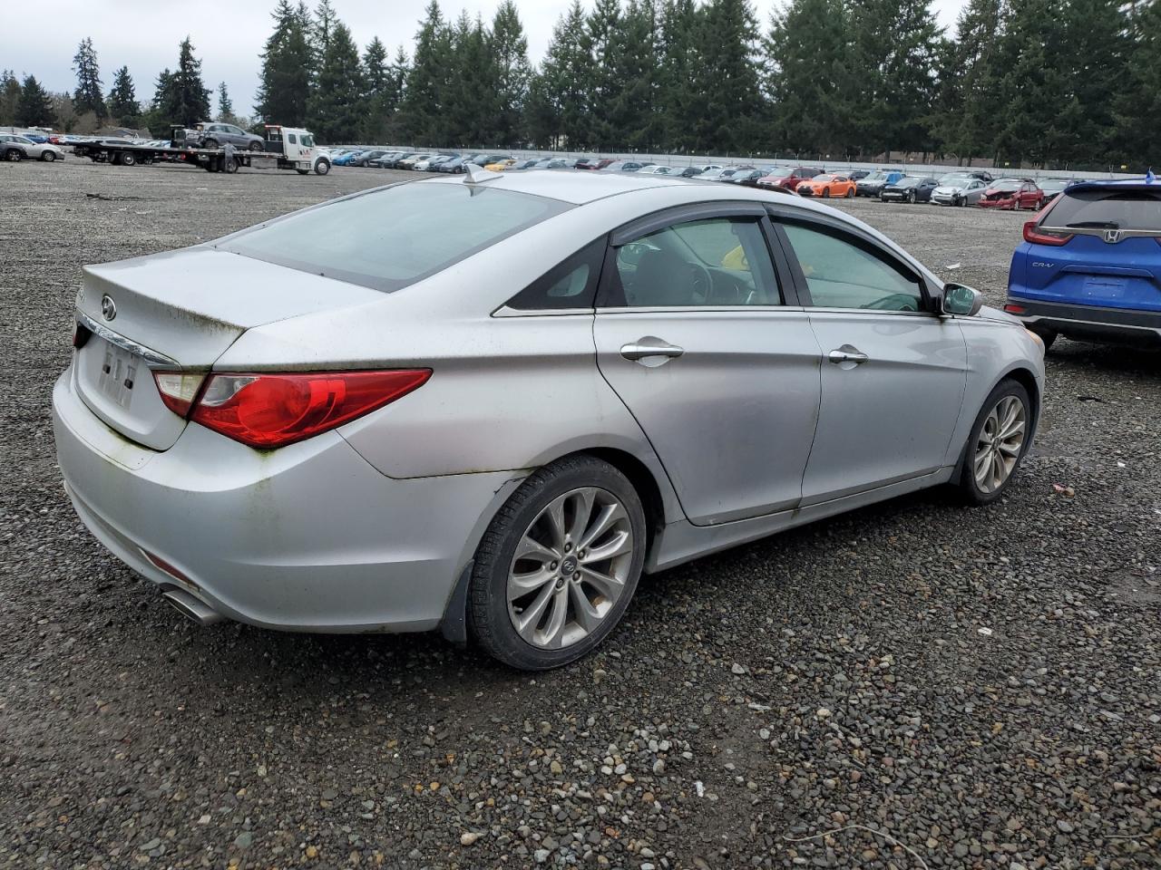 Image 3 of 2012 HYUNDAI SONATA SE 2012 with VIN 5NPEC4AC0CH421625
