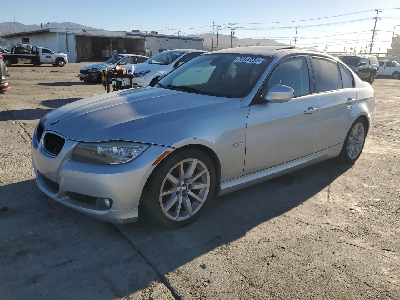 Obraz 1 z 2011 BMW 328 I 2011 z VIN WBAPH7C5XBE682735