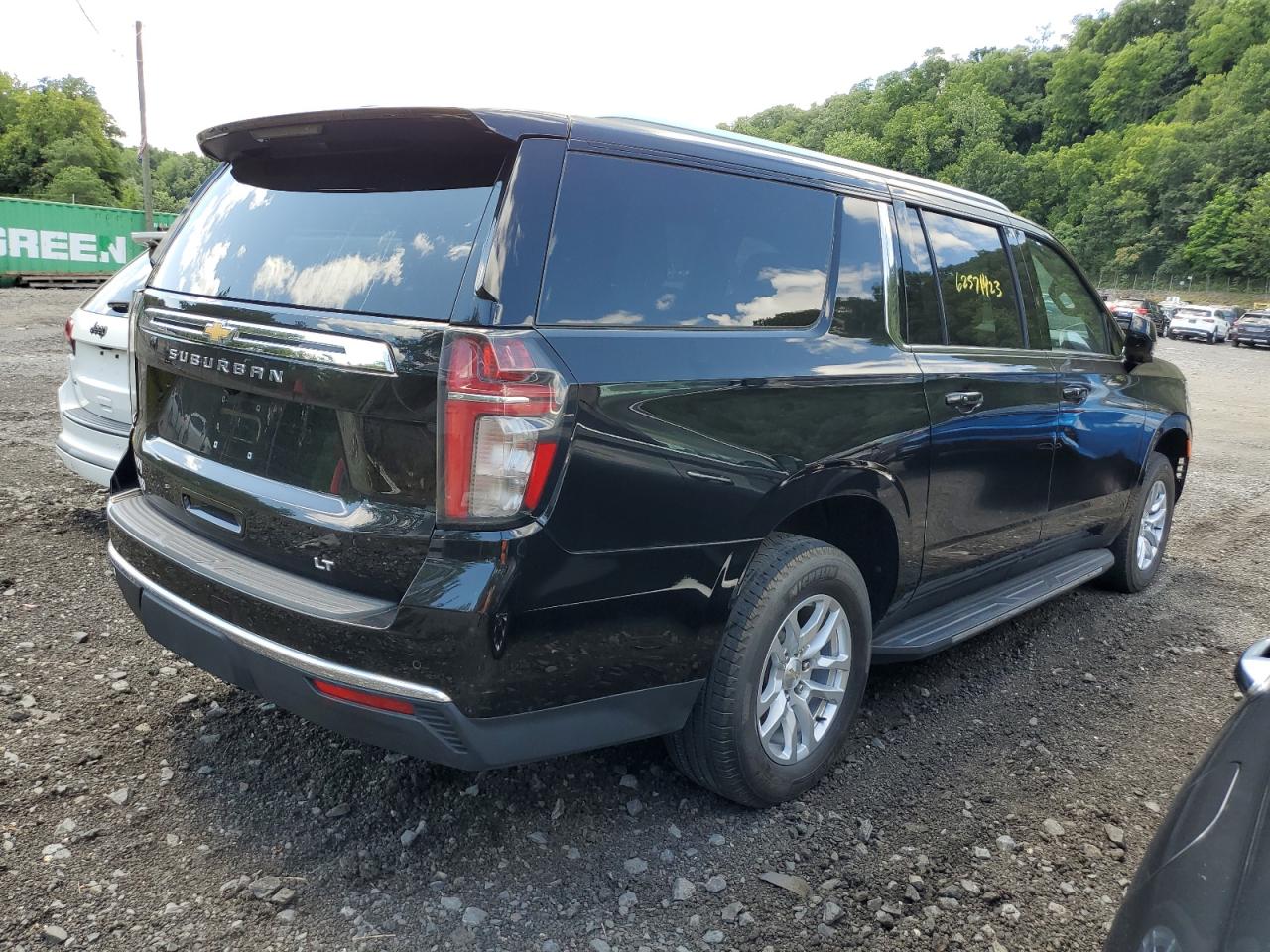Obraz 3 z 2021 CHEVROLET SUBURBAN K1500 LT 2021 z VIN 1GNSKCKD9MR198638