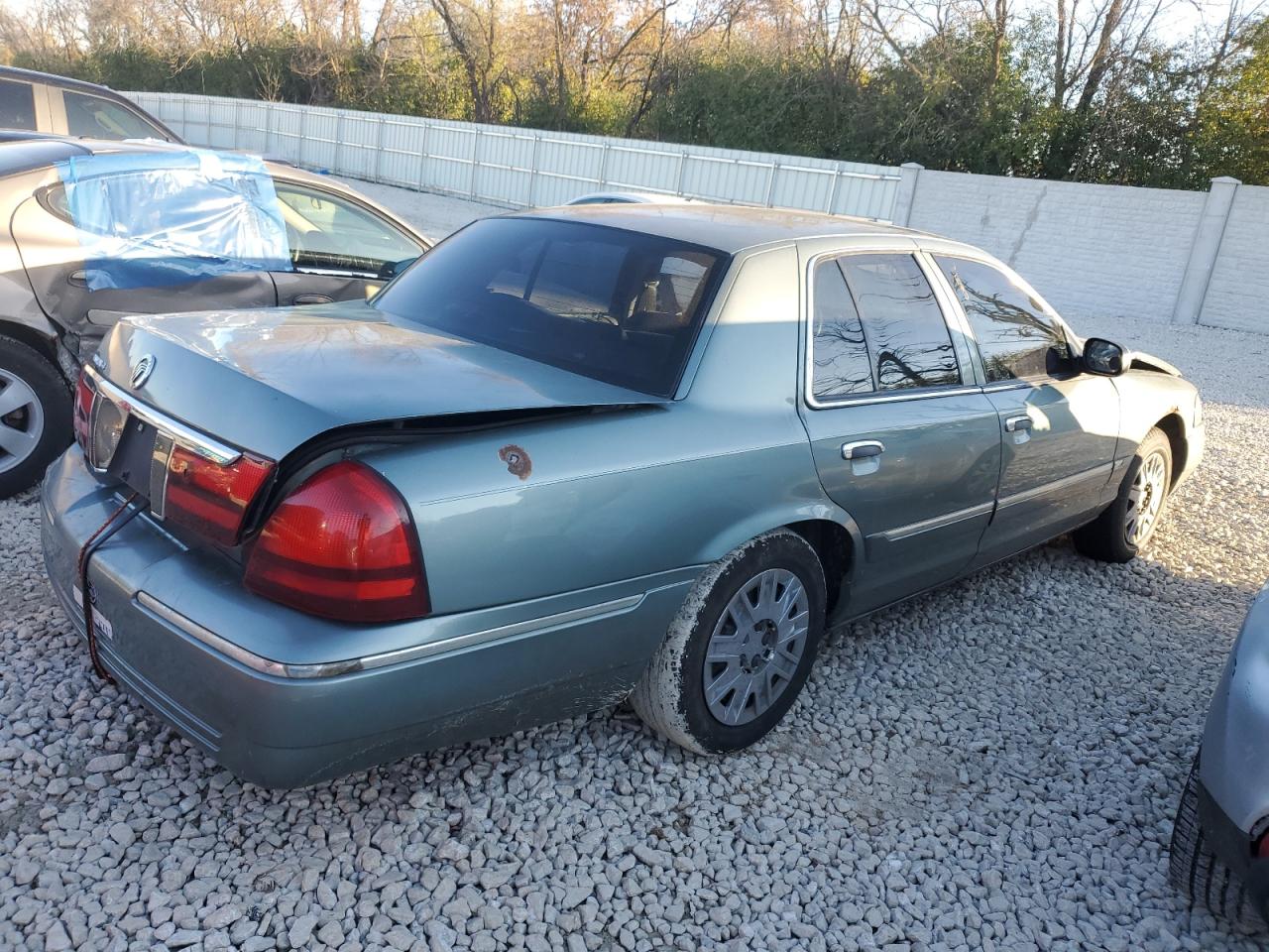 Obraz 3 z 2005 MERCURY GRAND MARQUIS GS 2005 z VIN 2MEFM74W35X666573